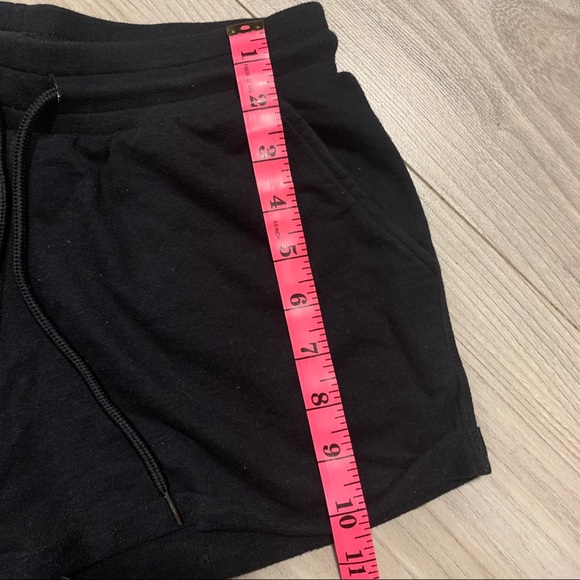 Lounge Shorts - Picture 6 of 7